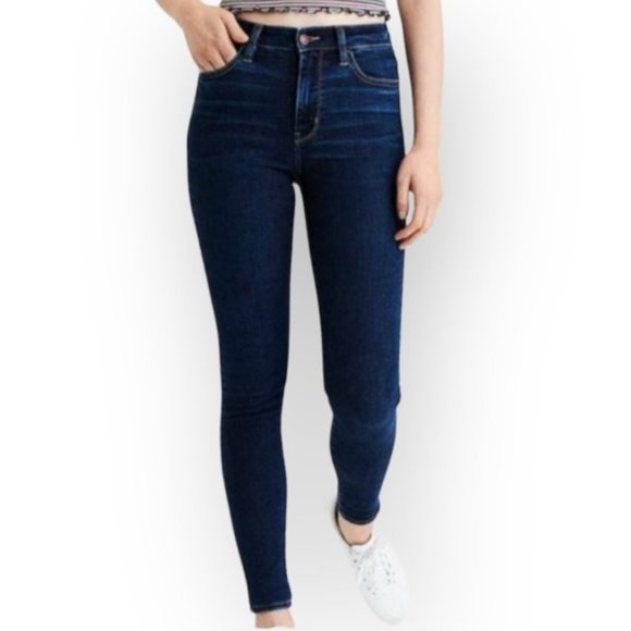 American Eagle Women's Low Rise Jegging Super Stretch Dark Denim size 4 - Picture 1 of 8